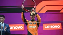Lando Norris en el podio del GP de China 