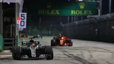Hamilton_Vettel_Singapur_2018_domingo_soy_motor_3.jpg
