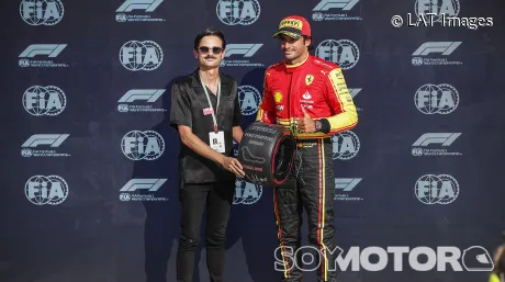 Sainz hace 'rugir' a los 'tifosi' con la Pole de Monza - SoyMotor.com