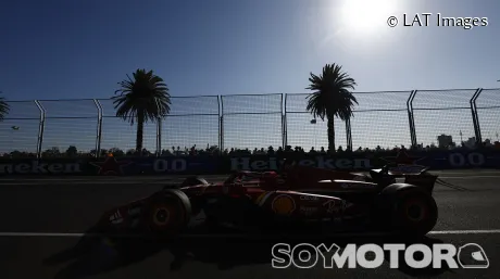 Leclerc lidera los Libres 3 de Australia; Sainz, tercero con neumáticos medios.  - SoyMotor.com