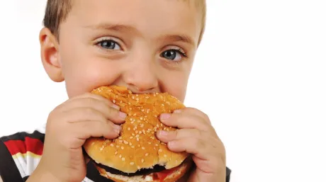 nino-hamburguesa-youtube.jpg