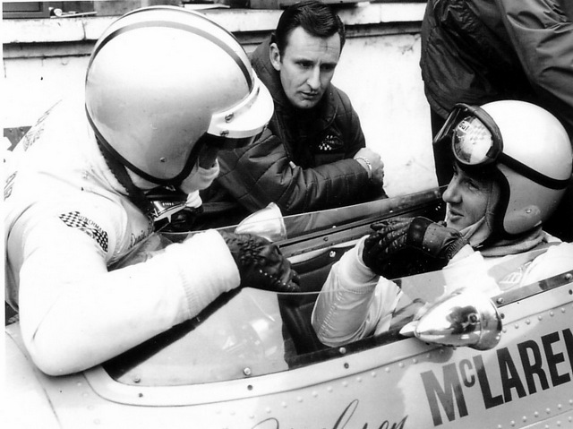 phil_with_bruce_mclaren_and_denny_hulme.jpg