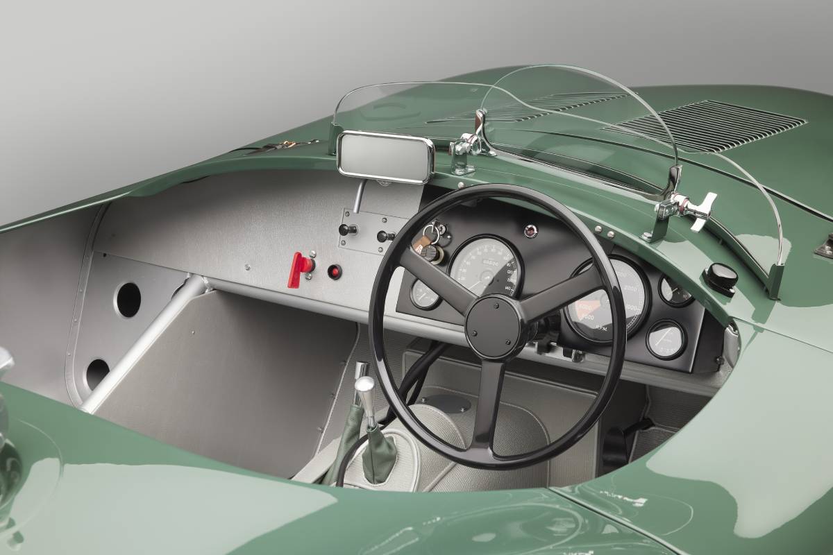 jaguar-c-type-continuation-interior-soymotor.jpg