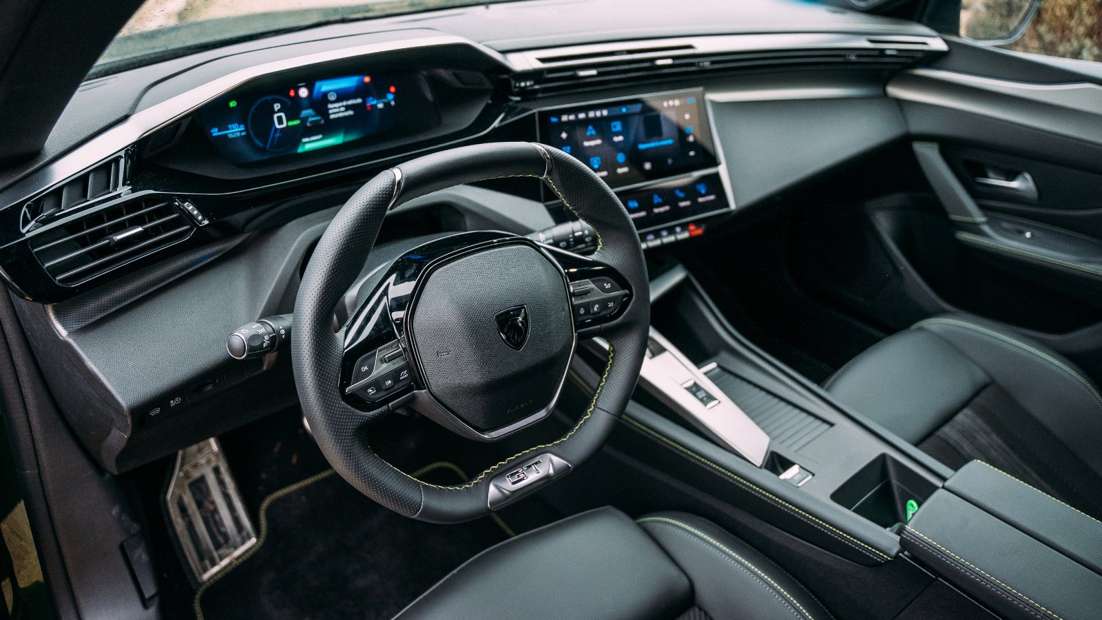 Peugeot 308 (2024) interior