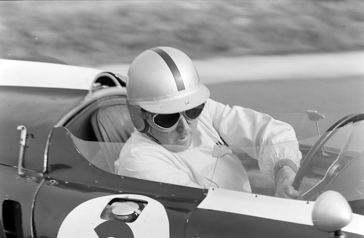 Historias de F1: Jack Brabham iba a conducir para Aston Martin en 1959, pero se quedó en Cooper... y ganó sus dos primeros títulos - SoyMotor.com