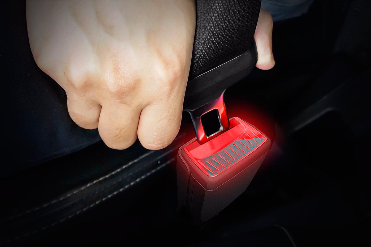 Skoda patenta un cinturón de seguridad inteligente con anclaje