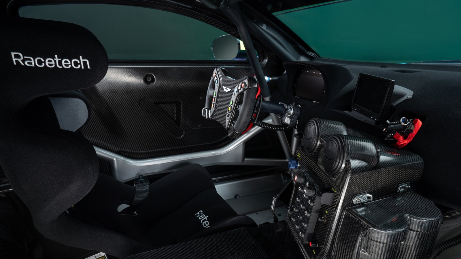 Aston Martin Vantage GT4 - SoyMotor.com