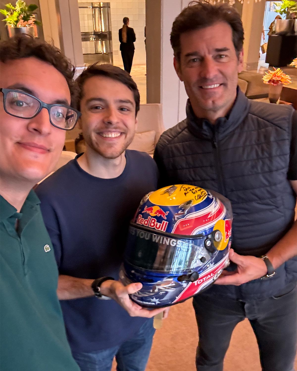 Casco Mark Webber