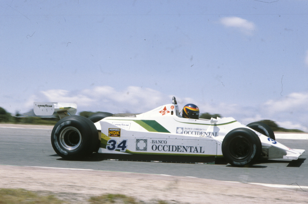 Emilio de Villota en el Jarama con el FW07 en 1980