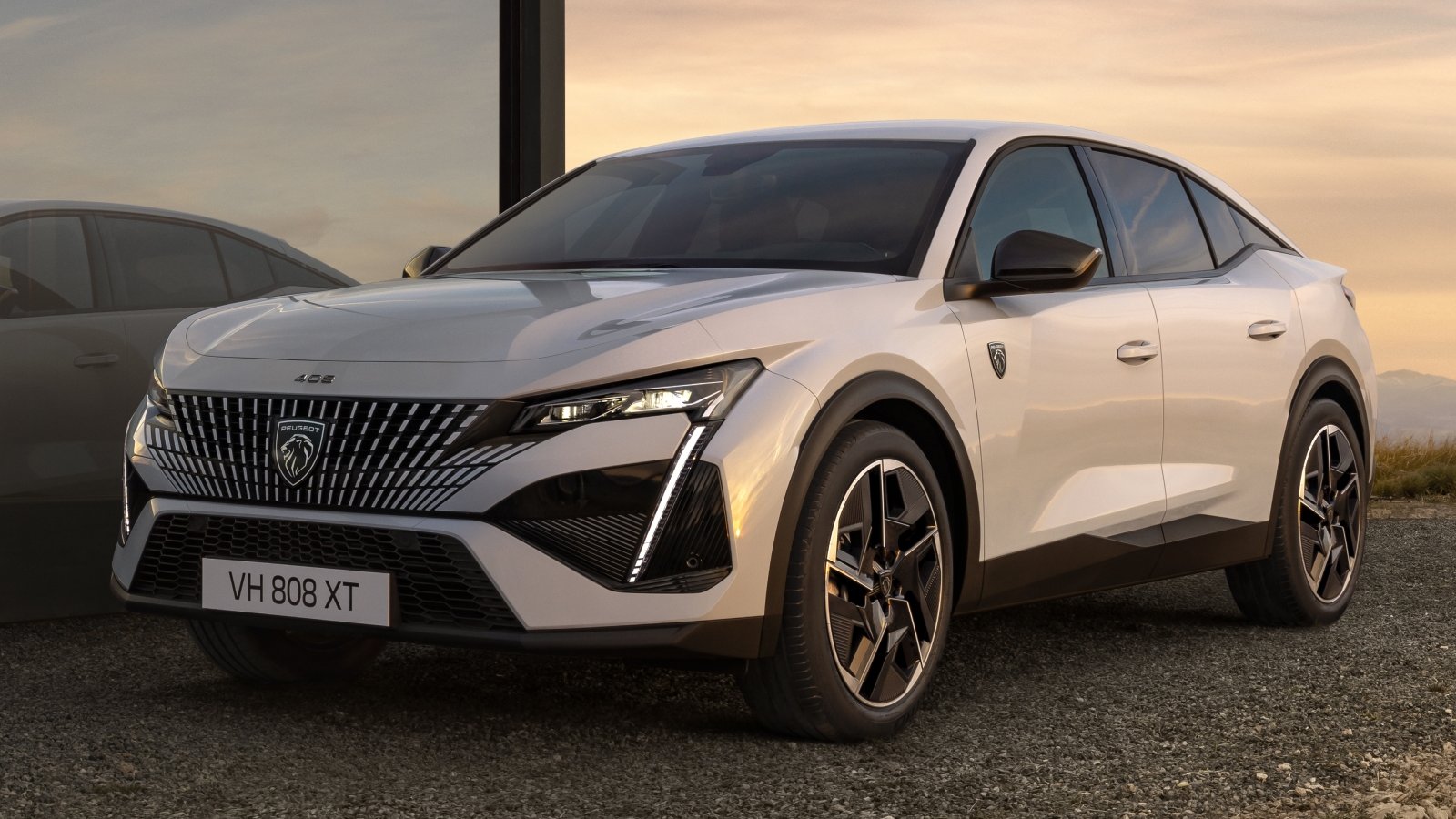 Peugeot baja el precio de sus eléctricos e híbridos enchufables - SoyMotor.com