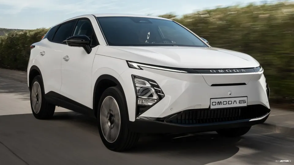 El caso del Omoda 5, el SUV que se renueva apenas seis meses después de debutar... versión eléctrica incluida - SoyMotor.com