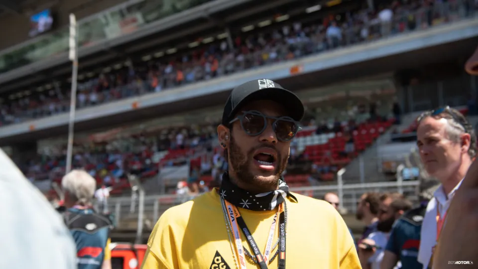 Neymar unas botas de inspiradas en la F1 | SoyMotor.com