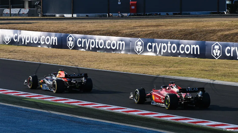 verstappen-leclerc-hungria-2022-soymotor.jpg