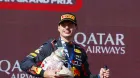 Verstappen se 'come' a Hamilton en la salida y arrasa en Hungría; Pérez remonta hasta el podio - SoyMotor.com