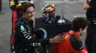 Leclerc sorprende con una extraña estrategia: ¡deja pasar a Pérez en la última vuelta! - SoyMotor.com