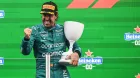 Fernando Alonso en el podio de Países Bajos 2023 tras terminar segundo