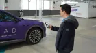 Volkswagen y Bosch presentan una tecnología que permite al coche eléctrico ir a recargar sólo - SoyMotor.com