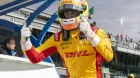 Alex Palou celebra su victoria en el Sonsio GP
