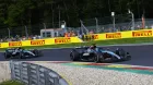 George Russell y Lewis Hamilton en Bélgica