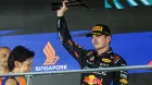 Max Verstappen en el podio de Singapur