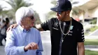 ecclestone-hamilton-f1-soymotor.jpg