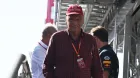 lauda-niki-paddock-soymotor.jpg