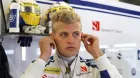 marcus-ericsson-sauber-laf1.jpg