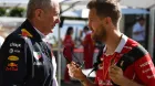 marko-vettel-ferrari-paddock-soymotor.jpg