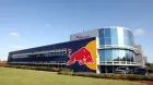 red-bull-fabrica-milton-keynes-soymotor.jpg