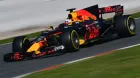 ricciardo-red-bull-2017-test-pretemporada-circuit-de-barcelona-catalunya-soymotor.jpg