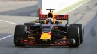 ricciardo-red-bull-renault-marko-test-circuit-de-barcelona-catalunya-soymotor.jpg