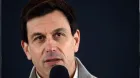 toto-wolff-soy-motor.gif