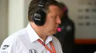 zak-brown-mclaren-renault-2018-podio-soymotor.jpg