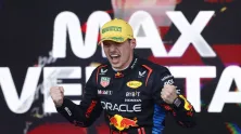 Max Verstappen celebra la victoria en el GP de Brasil