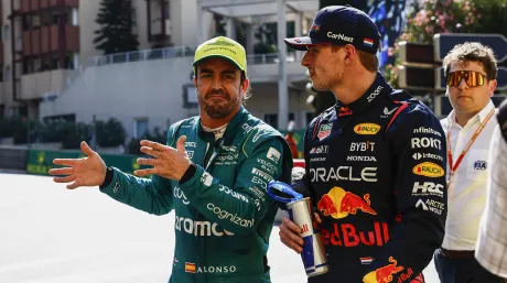 Tom Clarkson: "No he visto dos vueltas mejores en Mónaco en 25 años que las de Verstappen y Alonso" - SoyMotor.com