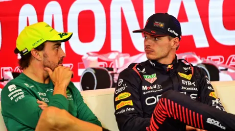 Fernando Alonso y Max Verstappen en Mónaco