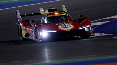 El Ferrari #50 de Antonio Fuoco, Miguel Molina y Nicklas Nielsen en Catar