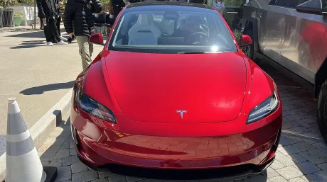 Tesla Model 3 Ludicrous - SoyMotor.com