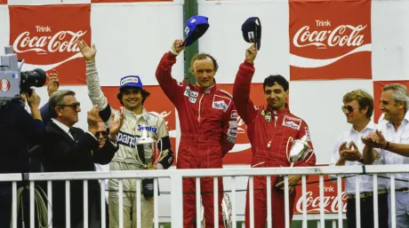 Niki Lauda en el podio del GP de Austria 1984