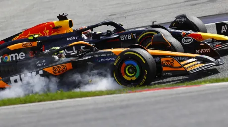 Max Verstappen y Lando Norris en Austria