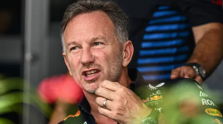 Horner mostró datos de GPS y telemetría para dejar claro que Norris "no habría hecho la curva" - SoyMotor.com