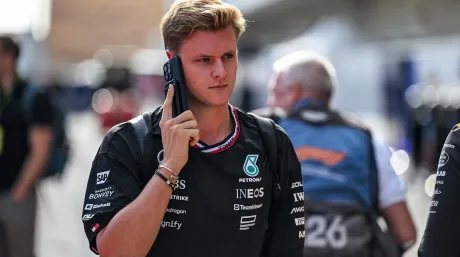 OFICIAL: Mick Schumacher dejará de ser reserva de Mercedes a finales de 2024 - SoyMotor.com