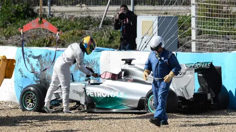 hamilton-jerez-accidente-2014.jpg