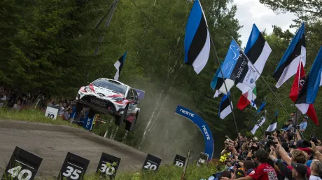 toyota_yaris_rally_finlandia.jpg