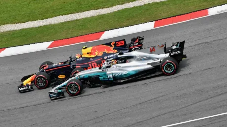 verstappen-hamilton-malasia-records-f1-soymotor.jpg