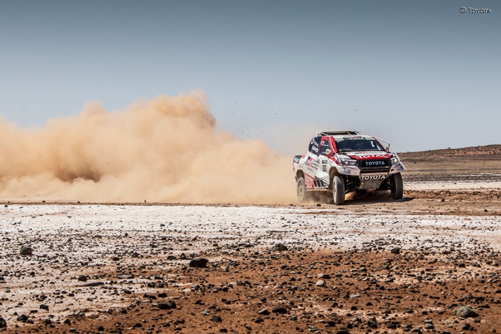 Alonso, en su test privado con el Toyota del Dakar en SudÃ¡frica - SoyMotor.com