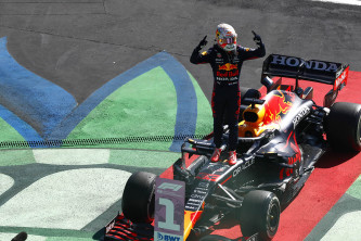 Verstappen monta su propia fiesta en México; Sainz, sexto - SoyMotor.com