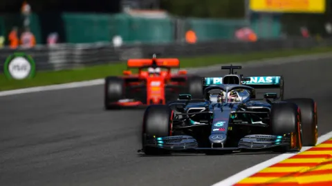 Hamilton_Vettel_Belgica_2019_sabado_soymotor.jpg
