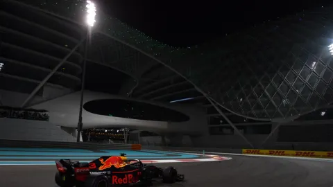 Ricciardo_Abu_Dabi_2018_viernes_soy_motor.jpg