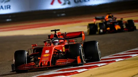 Vettel_Verstappen_Baréin_domingo_2020_soymotor.jpg